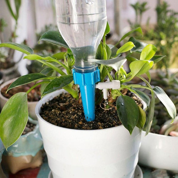 Irrigador Automático Acoplável de Garrafa Pet para Plantas