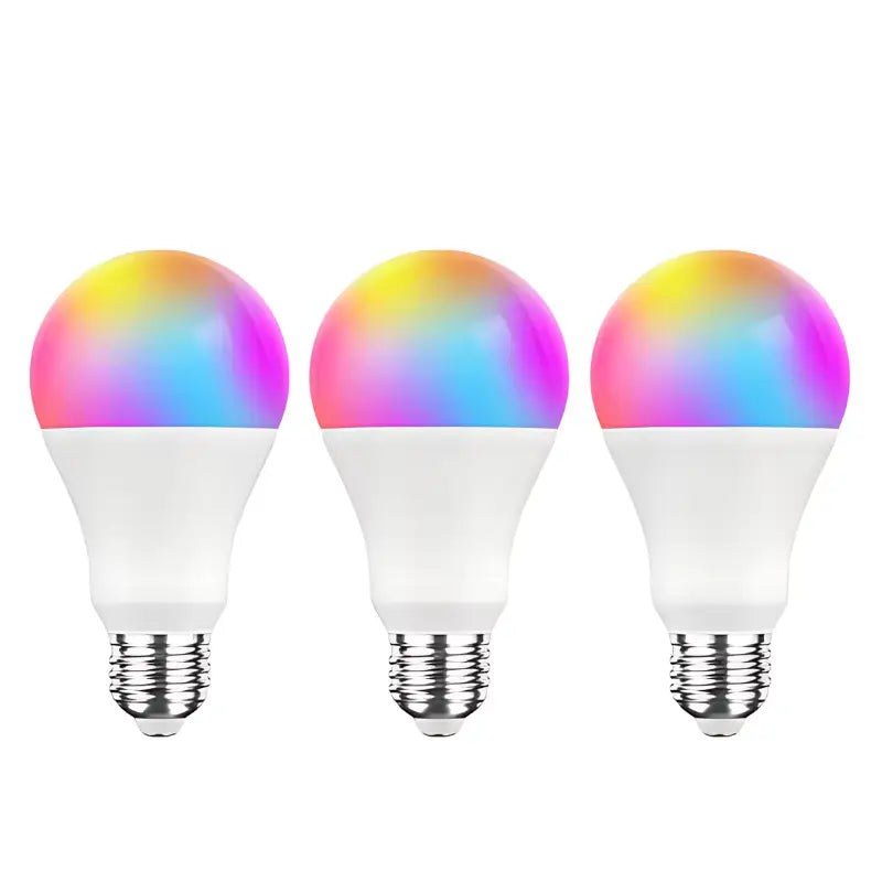 Três lâmpadas LED inteligentes multicoloridas com bases de rosca padrão.
