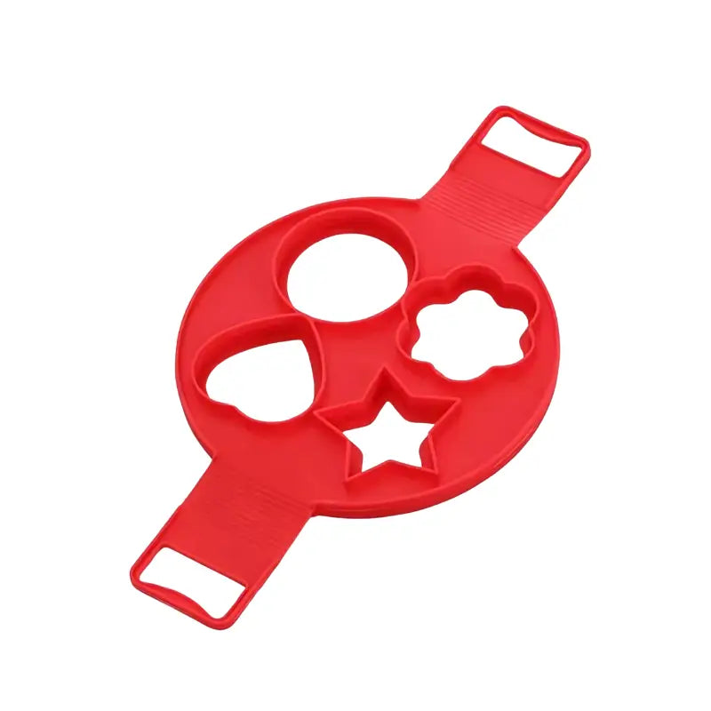 Molde de ovo de plástico vermelho com vários recortes de formatos.